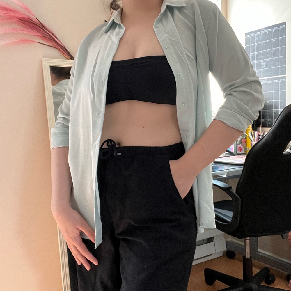 mint coloured Uniqlo button down - Picture 2 of 4